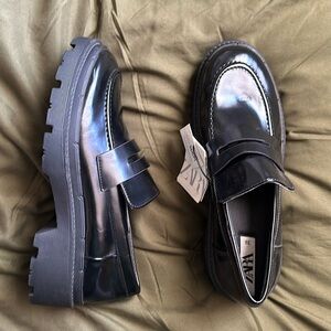 Zara treaded black loafers